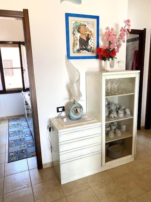 Appartamento Con Terrazza Vista Mare. Àrbatax Exterior foto